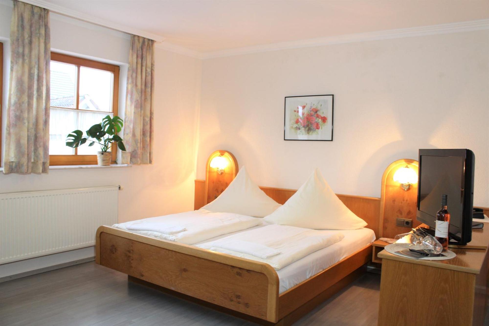 Winzerhotel Kinges-Kessel Morstadt Dış mekan fotoğraf